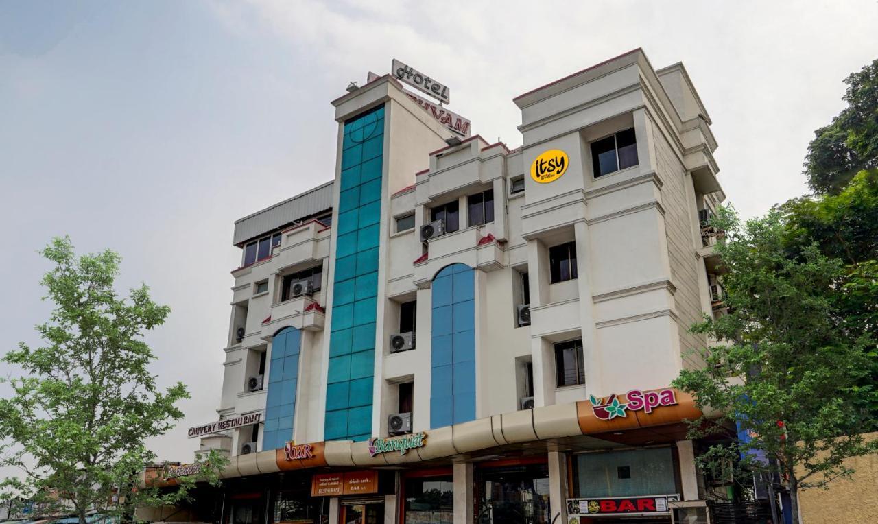 Itsy Hotels Coastal Grand Sathyam Fort ภายนอก รูปภาพ